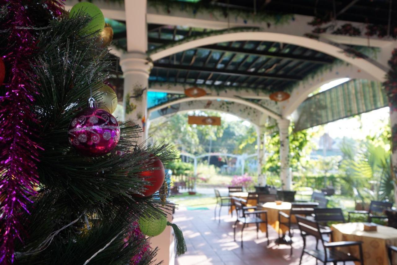 Phu Quoc Hotel Bagian luar foto